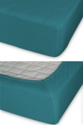 фото простыня трикотажная на резинке-изумруд